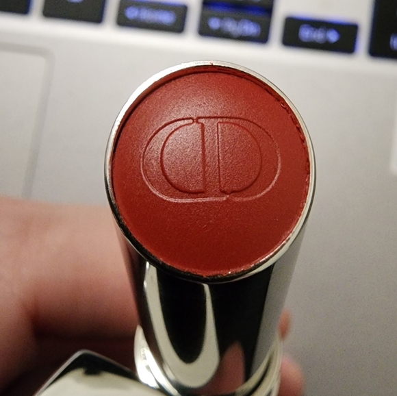 NIB Dior Addict Rouge Brilliant Shine Lipstick, Saddle, $48 MSRP - Picture 5 of 6